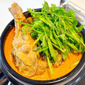 [30년 전통] 광주에서 유명한 1번 맛집 영미오리탕 반마리+미나리(340g)+초장+들깨가루, 1개, 340g