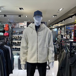 밀레 F/W 남녀공용 가을겨울 데일리 외투로 입기 좋은 부드러운 터치감과 따뜻한 보온력을 제공하는 남녀공용 보아 플리스 자켓