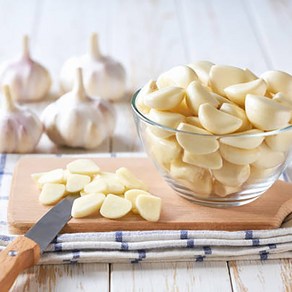 의성 육쪽햇마늘 마늘한접 깐마늘 꼭지제거마늘 산지직송, 1개, 꼭지깐마늘 대 1kg