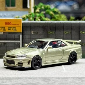 모터헬릭스 1:64 닛산 스카이라인 GT-R R34 Z-Tune 제이드 그린 (후드 오픈), 1개