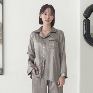 어나더디 커플용 긴팔 샤무즈 실크 잠옷 세트