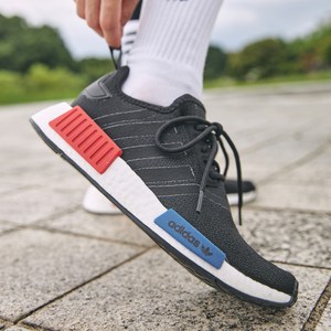 [ADIDAS] 아디다스 NMD R1 운동화