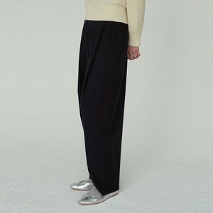 블랭크공삼 여성용 wool cuved tuck pants