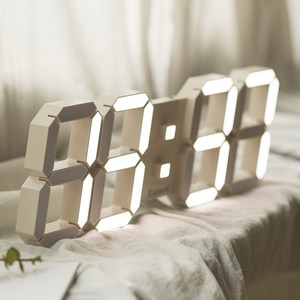 루나리스 위성 GPS 인테리어 LED 벽시계 38cm, 크림