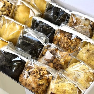[호미루수제떡] 당일생산 모듬 선물떡 8가지맛 4호 30개입 어버이날선물 스승의날선물 인사선물 수능선물, 1박스, 2.5kg