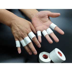 손가락테이핑 스포츠테이핑 스포츠테이프 테이핑테이프 면테이프 러너스 R테이프 러너스 알테이프, 화이트 12롤 1박스(2.5센치x9.1M)