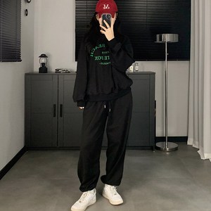 샵159 여성용 컬렉션 레터링 맨투맨 와이드팬츠 트레이닝세트
