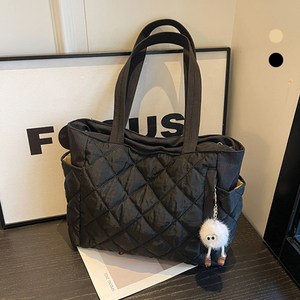 고잉고잉 키링 누빔 패딩 여성 토트백 크로스가방 숄더백