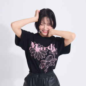 [정품]마르디메크르디 반팔 티셔츠 25/ss 여성 플라워 블랙핑크