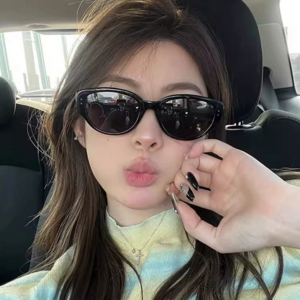 Cyxus 패션 타원 프레임 여성 편광 선글라스