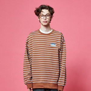 팬콧 오버핏 스트라이프 로고 기모 맨투맨(BROWN)_PPTZICR11UW1