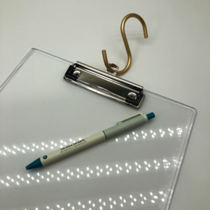 문구로드 고투명 클립보드 A4 걸이형 와이어 장식, 20개