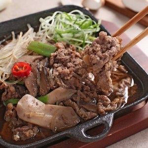 [체험특가]70년 전통의 사리원 소불고기 500g 2팩외 모음, 2개