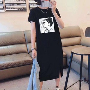 캐릭터 프린트디자인 슬림 핏 롱원피스 홈웨어