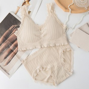 꿀쥬 레이스 볼륨 브라렛 세트