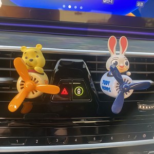 락톡마켓 디즈니캐릭터 주디 차량용방향제 3매입 파일럿 에어컨송풍구 악세사리, 푸우, 3개