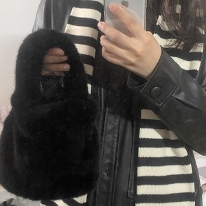 누바든 털손가방 인조퍼가방 복조리 페이크퍼가방