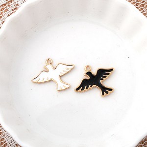 비즈아이 [7035-05]에폭펜던트 비상하는새 19x15mm 골드 1개