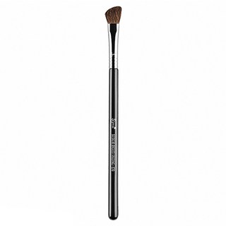 Sigma Beauty 中型斜角鼻影刷 E70, 黑色刷柄, 1支
