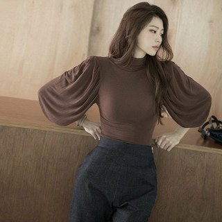 딘트 E2291 폴스 터틀넥 핀턱 슬리브 볼륨 탑