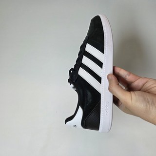 3. 아디다스 브레이..