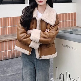 20대 여자 코디 겨울 데일리 아우터 양털 무스탕 자켓