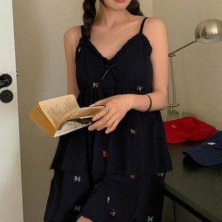 노브라 해방템 캡내장 잠옷 나시 어깨끈 조절가능 여름 필수 홈웨어 끈나시 귀염뽀짝 파자마