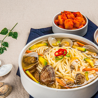 [순살조개 4종] 진정한 조개덕후 조개칼국수 밀키트 2인분 (조개탕 육수+면+야채팩), 1개, 1.5kg