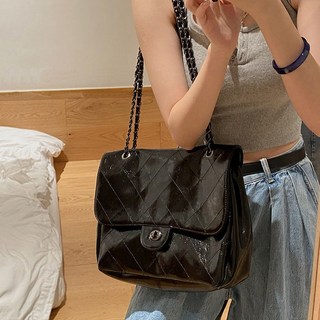 나도퀸 러빈 레트로 다이아 퀼팅 체인 숄더백