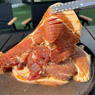 제주흑돼지 양념 구이 1kg 달콤짭쪼름 갈비양념 훌륭한 맛과 푸짐한 양을 자랑하는 유비푸드, 1개
