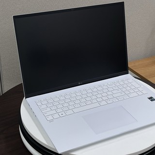 LG전자 그램 14 Ultra5, 에센스화이트