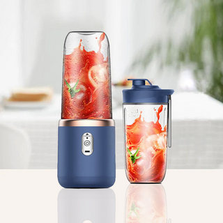 MOJOCO 휴대용 무선 블렌더 사용 모습