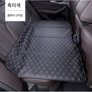 5. 자동차 뒷자석 ..