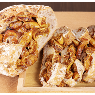 통밀로 만든 무화과 깜빠뉴 400g 건강빵 하남 제빵소 베이커리 핫플 빵집 빵택배, 1개