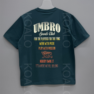 [국내백화점판] UMBRO 엄브로 25신상 옴브레 레터링 그래픽 반팔 티셔츠 (그린)