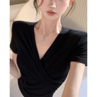 더블공주 데일리룩 가슴꼬임 어깨패드 크롭반팔티