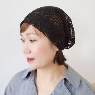 큰 망사 여름 여성 중년 시원한 레이스 두건 사용 모습