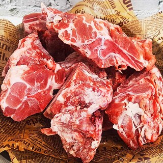 (당일출돼지) 미국산 돼지목뼈 4kg 고기많음 뼈해장국 감자탕 (일요일&당일발송), 1개