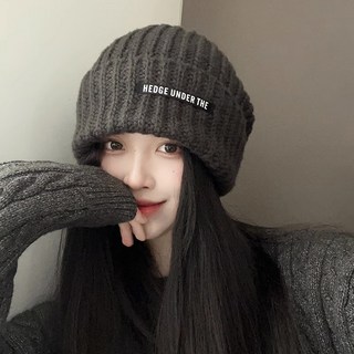 스카이미너리즈 얼굴 작아보이는 꽈배기 니트 모자