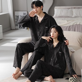 남자 실크 잠옷: 럭셔리한 잠자리, 당신에게 딱 맞는 선택은? (7가지 인기 모델 비교 분석) 4 남자실크잠옷-추천-상품