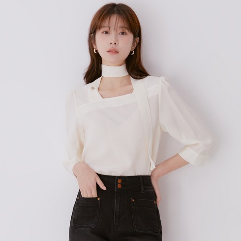 로엠 변형넥 타이 블라우스