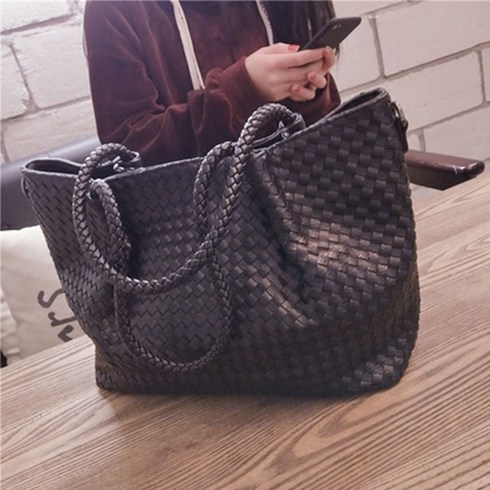 여성 소가죽 큰가방 위빙 쇼퍼백 토트백 숄더백 검은색
