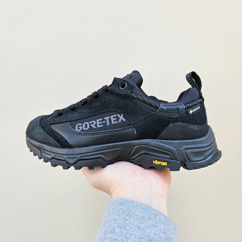 2023년 가성비 최고 코오롱무브 - 국내매장판 코오롱 스포츠 등산화 하이킹화 무브 FE4DX22330BKD 블랙