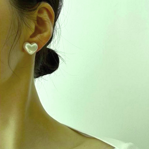 2023년 가성비 최고 귀찌 - 브라이덜박스 진주 귀찌 볼록하트 귀안뚫는 진주귀걸이 귀안아픈 귀걸이 웨딩 혼주 본식