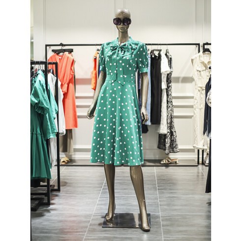 [AK PLAZA] [제시뉴욕]그린 도트 플레어원피스 BC65NLOP3380