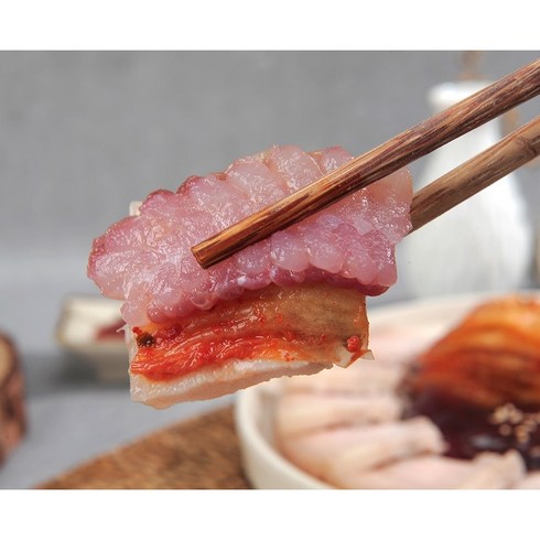국내산 찰지고 싱싱한 홍어 2kg+코+초장