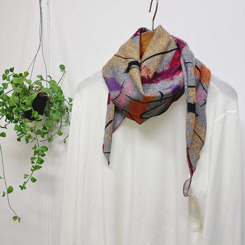 [미스블혹] 여성 쁘띠 기모 플라워 국내제작 스카프