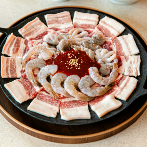 쭈삼새 - 쭈꾸미볶음 삼겹살 새우 쭈삼새 뚱띠푸드, 1세트