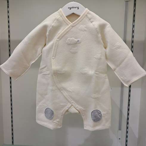 아가방 초특가세일~ 우리아기 처음입는 배냇우주복 ~~깔끔한 디자인의 톡톡한 배냇우주복~~
