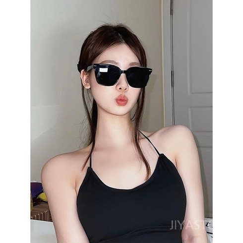 텐트밖은유럽 조보아 한가인 라미란 류혜영 패션 자외선차단 선글라스